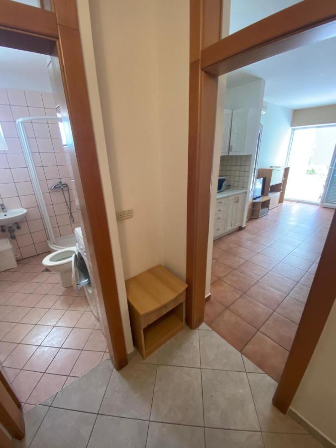 Apartment Dilba Novalja Buitenkant foto