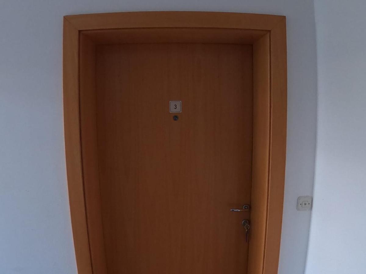 Apartment Dilba Novalja Buitenkant foto